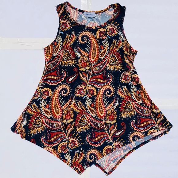 Star Vixen Tops - Star Vixen Paisley Bold Print Tank ~SALE 5 for $20